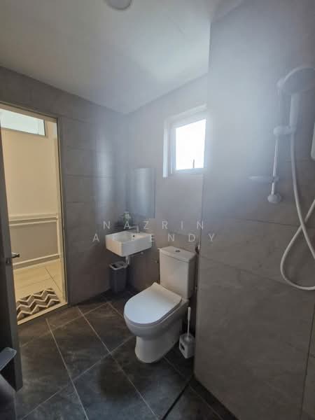Townhouse for Rent in Denai Alam (Shah Alam) - Nazrin Affendy - Bathroom - PropertyGuru.com.my