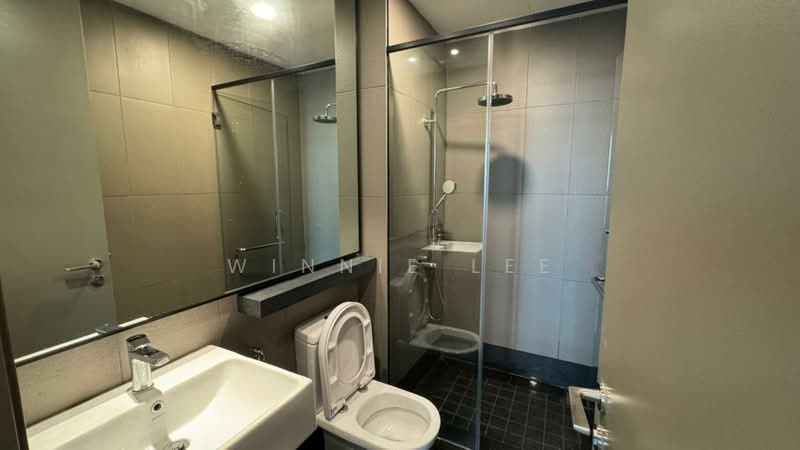 Service Residence for Rent at Bloomsvale Menara Vista Petaling - Winnie Lee - Bathroom - PropertyGuru.com.my