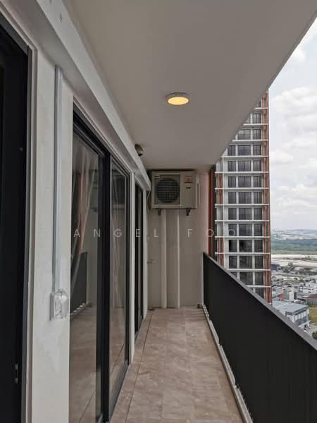 Servis Apartment untuk Dijual di Emporis - Angel Foo - Balcony - PropertyGuru.com.my
