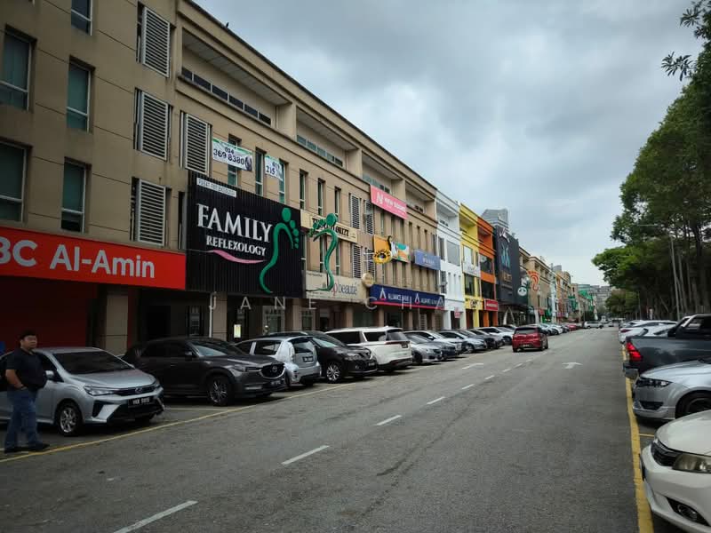 Kedai / Pejabat untuk Dijual di Kota Damansara (Selangor) - Jane Chan - Exterior - PropertyGuru.com.my