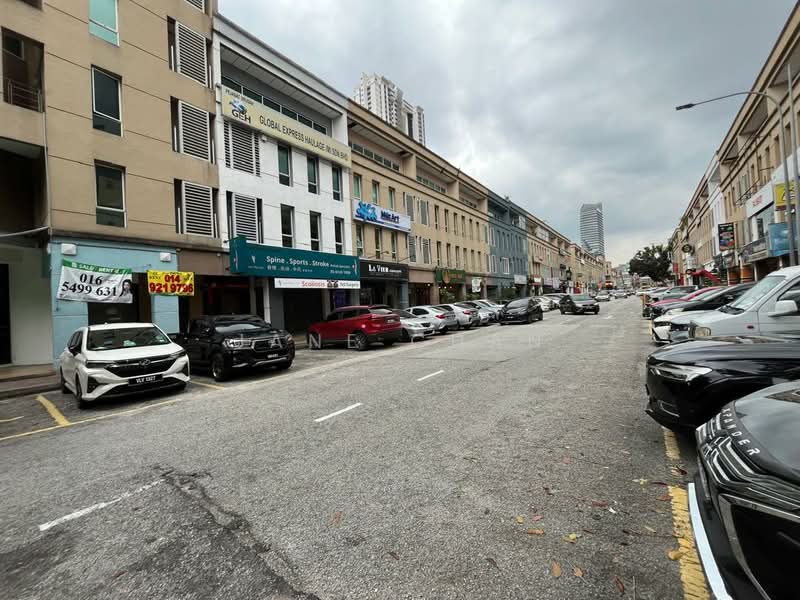 Kedai / Pejabat untuk Dijual di Kota Damansara (Selangor) - Jane Chan - Exterior - PropertyGuru.com.my