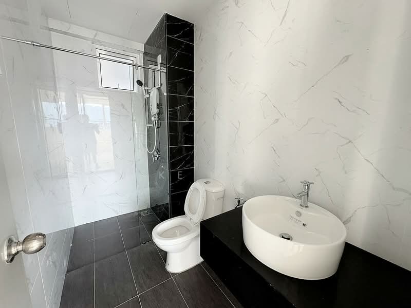 Kondominium untuk Disewa di The Zen - Jake Khoo - Bathroom - PropertyGuru.com.my