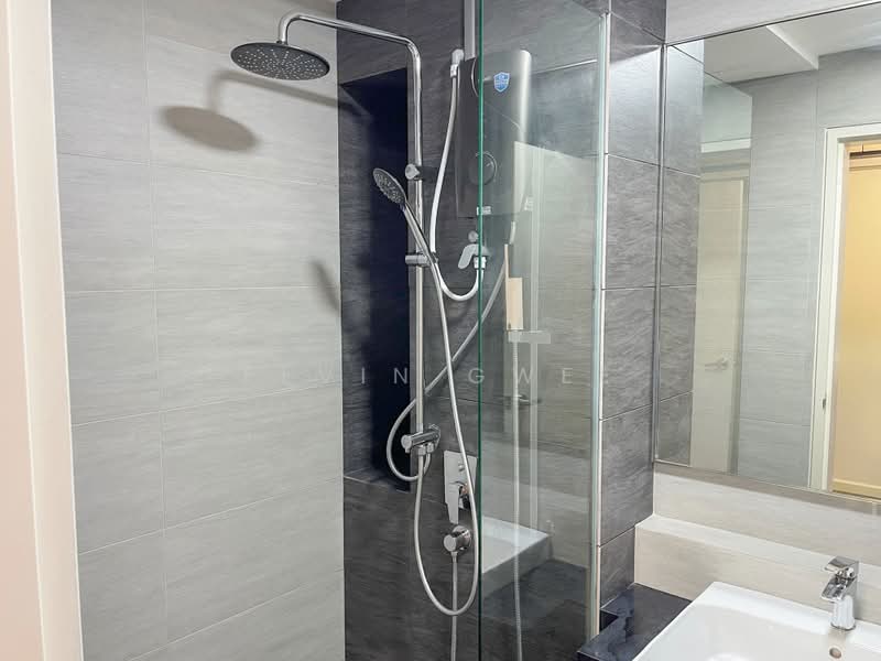 Servis Apartment untuk Disewa di Aurora Subang Jaya - Elvin Gwee - Bathroom - PropertyGuru.com.my