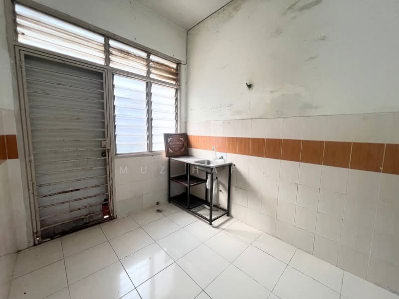 1-storey Terraced House for Sale in Jenjarom (Selangor) - Muz Hafiz - PropertyGuru.com.my