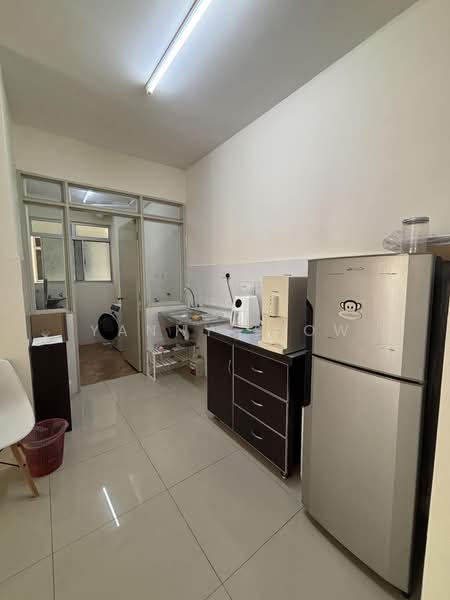 Kondominium untuk Disewa di Platinum Lake PV 15 - Yanny Siow - Kitchen - PropertyGuru.com.my