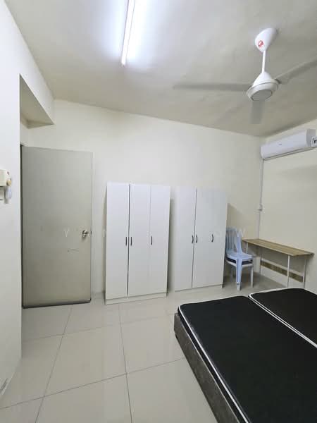 Kondominium untuk Disewa di Platinum Lake PV 15 - Yanny Siow - Bedroom - PropertyGuru.com.my