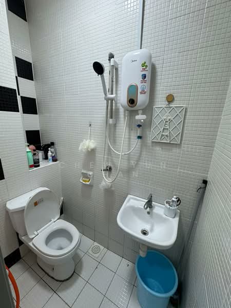 Service Residence for Rent at The Sky Executive Suites - Chew Yun Chan - Bathroom - PropertyGuru.com.my