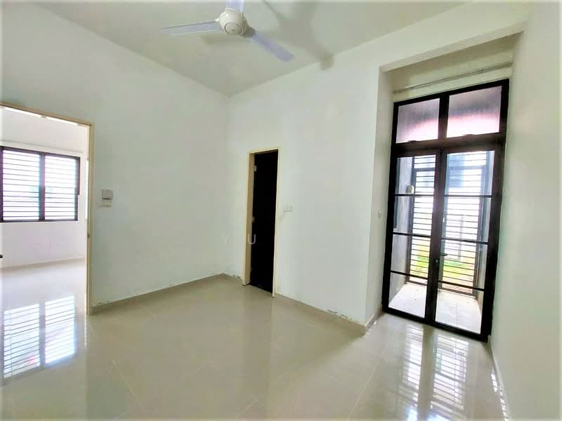 2-storey Terraced House for Sale in Alam Impian (Shah Alam) - Yus . - Guest Room Ground Floor - PropertyGuru.com.my
