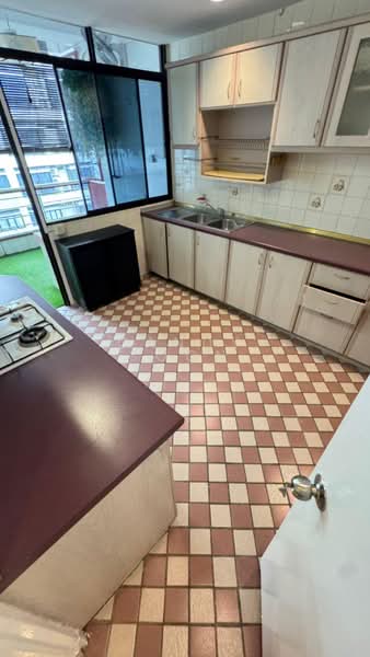 Servis Apartment untuk Dijual di Fahrenheit 88 (KL Plaza Suites) - Candy Soon - Kitchen - PropertyGuru.com.my