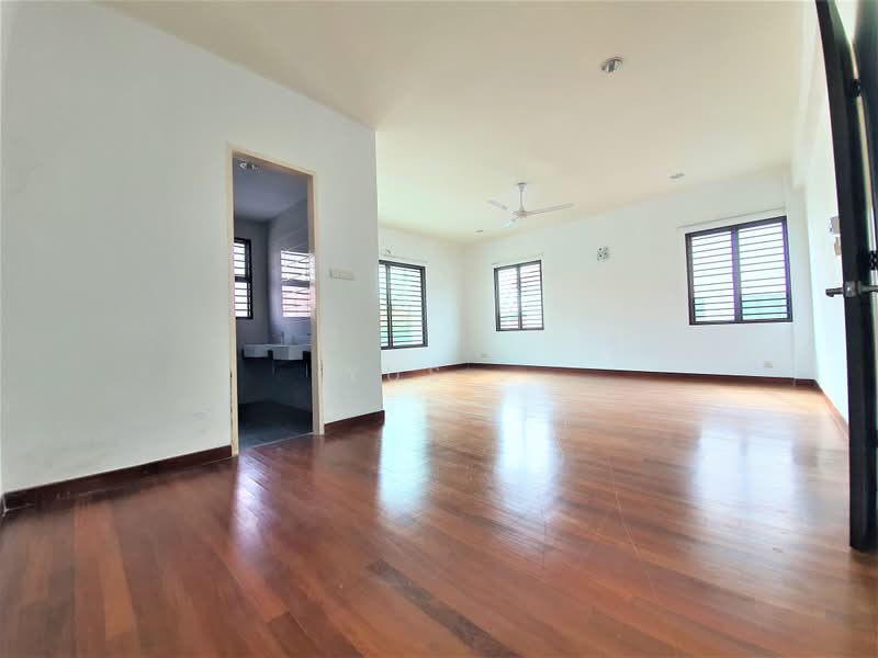 2-storey Terraced House for Sale in Alam Impian (Shah Alam) - Yus . - Masterbed Room - PropertyGuru.com.my