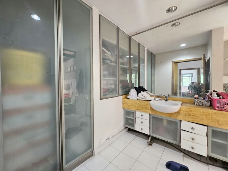 2-storey Terraced House for Sale in Batu 9 (Cheras) - Denver Sin - Bathroom - PropertyGuru.com.my