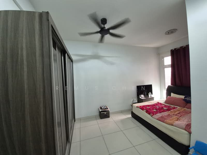 Kondominium untuk Dijual di Sri Putramas III / Royal Regent - Remus Chen - Bedroom - PropertyGuru.com.my