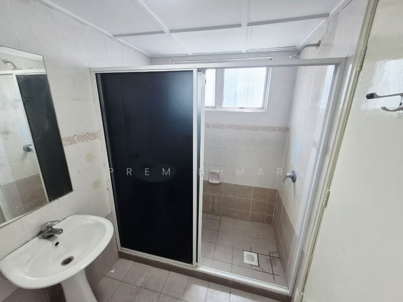 Condominium for Sale at Villa Scott - Prem Kumar - Bathroom - PropertyGuru.com.my
