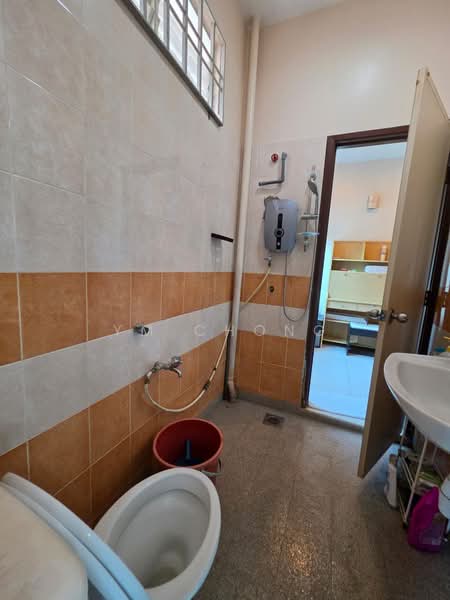 2-storey Terraced House for Sale in Taman Semabok Perdana (Semabok) - YM Chong - PropertyGuru.com.my