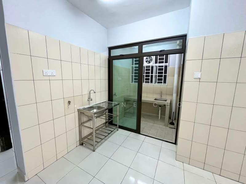 Condominium for Rent at Indah Alam (Subang Andaman) - Josephine Chou - Kitchen - PropertyGuru.com.my
