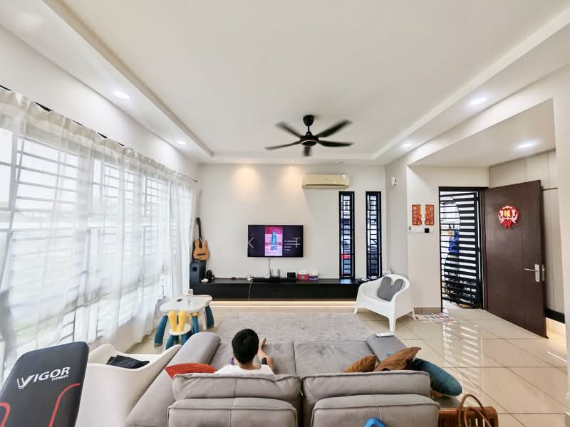 Cluster House for Sale in Taman Austin Duta (Tebrau) - Yik Tat - PropertyGuru.com.my