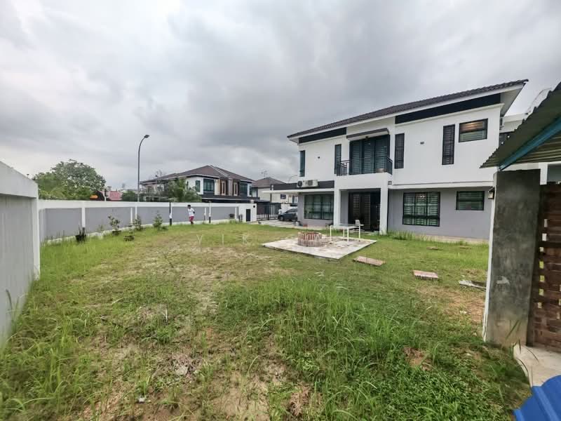 Cluster House for Sale in Taman Austin Duta (Tebrau) - Yik Tat - PropertyGuru.com.my
