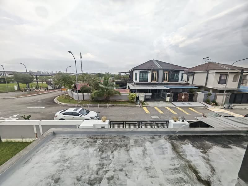 Cluster House for Sale in Taman Austin Duta (Tebrau) - Yik Tat - PropertyGuru.com.my