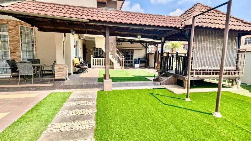 2-storey Terraced House for Sale in Seksyen 7 (Shah Alam) - Ashraff Daniel - Exterior - PropertyGuru.com.my