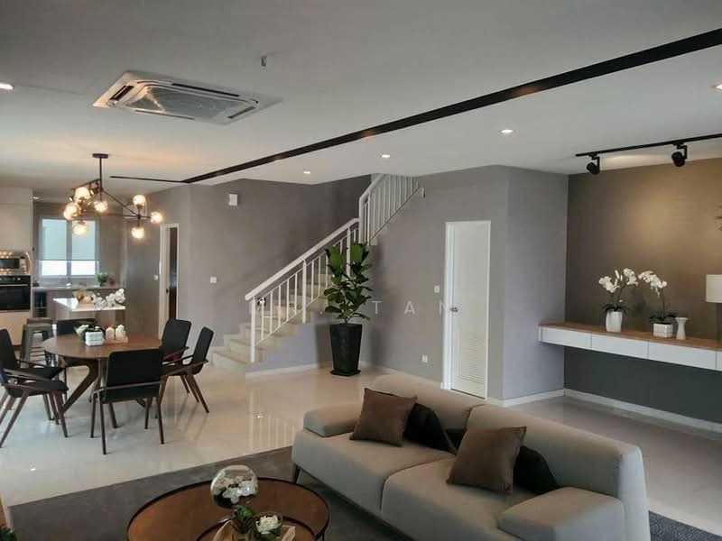 Zero-Lot Bungalow for Sale in Seremban 2 (Negeri Sembilan) - Mr. Tan - Living Room - PropertyGuru.com.my
