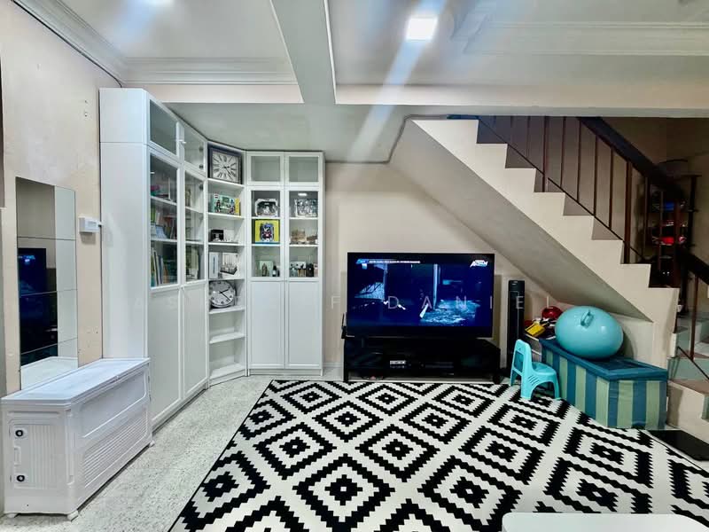 2-storey Terraced House for Sale in Batu Caves (Selangor) - Ashraff Daniel - Living Room - PropertyGuru.com.my
