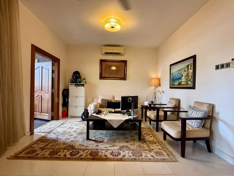 Rumah Teres 2-Tingkat untuk Dijual di Denai Alam (Shah Alam) - Ashraff Daniel - Living Room - PropertyGuru.com.my