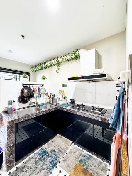 Terraced House for Sale in Bandar Puteri Klang (Klang) - Noor Hidayah Mohamad Noor - Kitchen - PropertyGuru.com.my