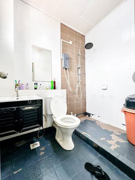 Terraced House for Sale in Bandar Puteri Klang (Klang) - Noor Hidayah Mohamad Noor - Bathroom - PropertyGuru.com.my