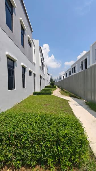 2-storey Terraced House for Sale in Setia Eco Cascadia (Tebrau) - Max Loh - Exterior - PropertyGuru.com.my