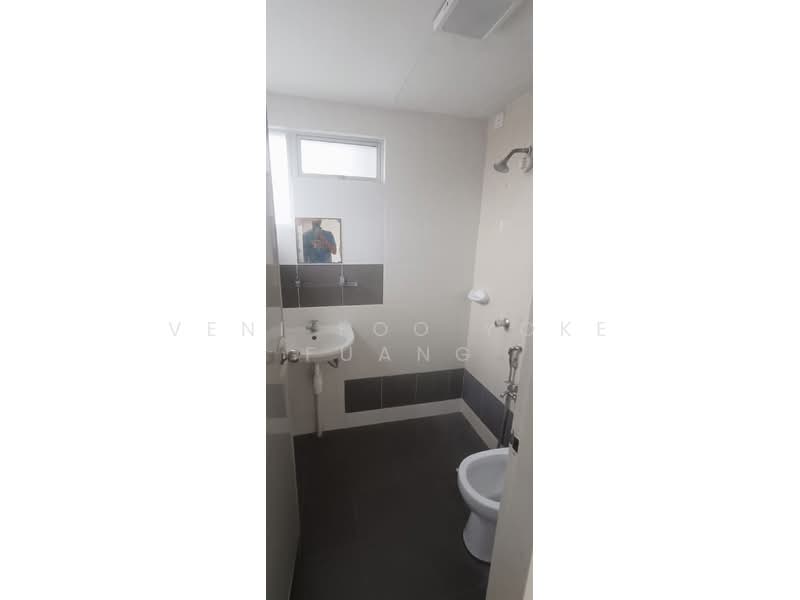 Apartment for Rent at Seri Kasturi Apartments - Veni Foo Yoke Fuang - Bathroom - PropertyGuru.com.my