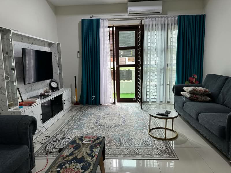Townhouse for Sale in Bandar Tun Hussein Onn (Cheras) - Masnizah Arifin - Living Room - PropertyGuru.com.my