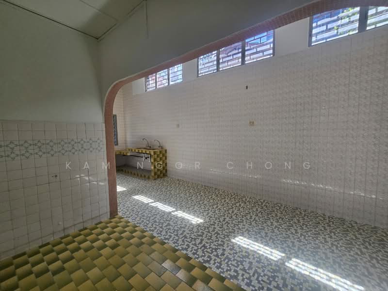 Bungalow for Rent in KLCC (KL City Centre) - Kam Ngor Chong - Kitchen - PropertyGuru.com.my