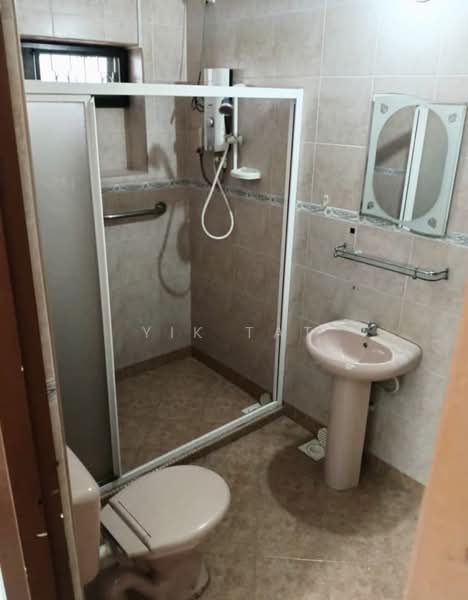 Semi-Detached House for Sale in Taman Serene (Johor Bahru) - Yik Tat - PropertyGuru.com.my