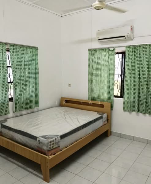 Semi-Detached House for Sale in Taman Serene (Johor Bahru) - Yik Tat - PropertyGuru.com.my