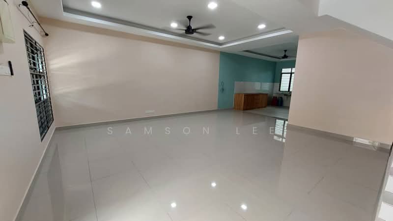 2-storey Terraced House for Sale in Rawang (Selangor) - Samson Lee - Living Room - PropertyGuru.com.my