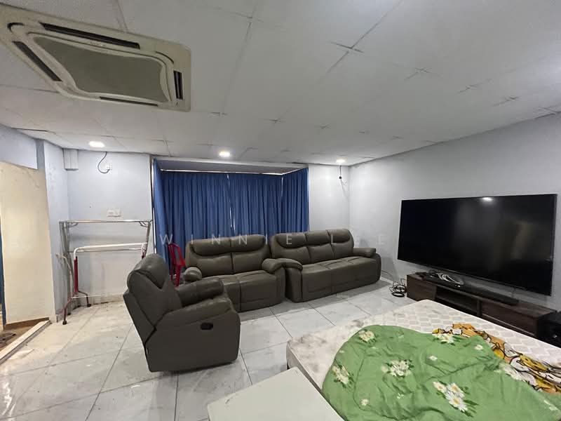 Factory for Sale in Shah Alam (Selangor) - Winnie Lee - Living Room - PropertyGuru.com.my