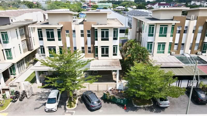 Semi-Detached House for Sale in Ramal Villa (Kajang) - Shazwan CH - Exterior - PropertyGuru.com.my