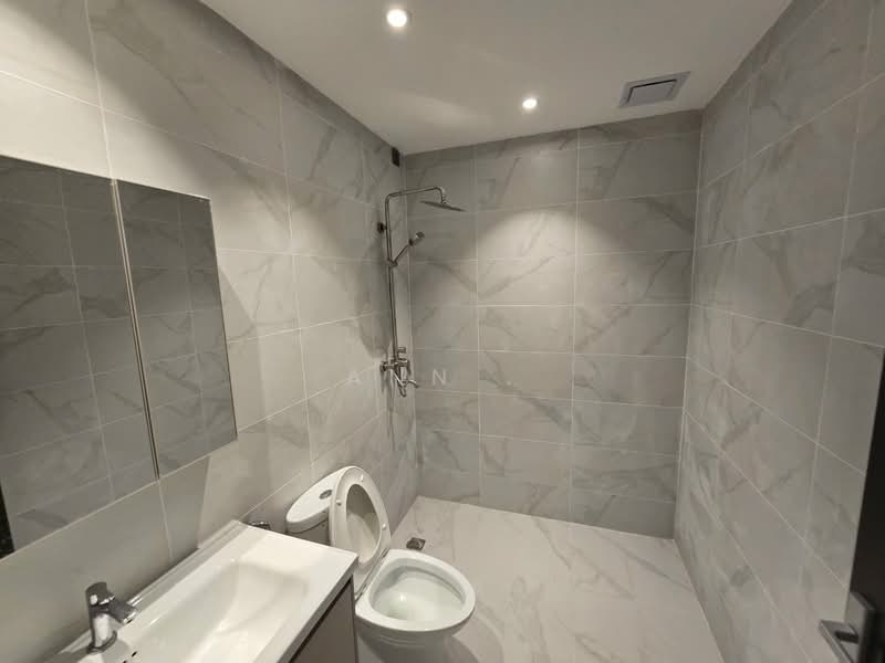 Vila Berkembar untuk Dijual di Forest City (Gelang Patah) - Ann . - Bathroom - PropertyGuru.com.my