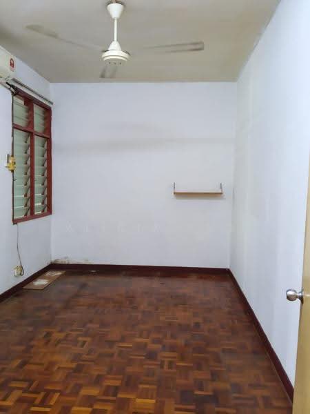 Pangsapuri untuk Dijual di Subang Perdana Goodyear Court 10 - Alicia Ang - PropertyGuru.com.my