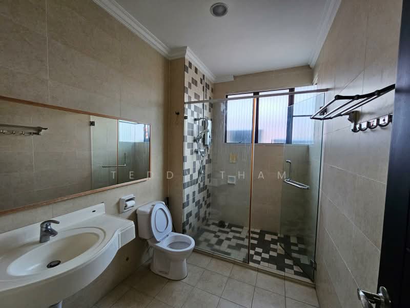 Rumah Teres 2 Tingkat untuk Dijual di Taman Putra Prima (Puchong) - Teddy Tham - Bathroom - PropertyGuru.com.my