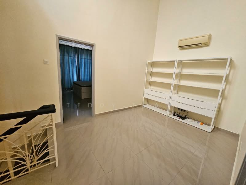 Rumah Teres 2 Tingkat untuk Dijual di Taman Putra Prima (Puchong) - Teddy Tham - Interior - PropertyGuru.com.my