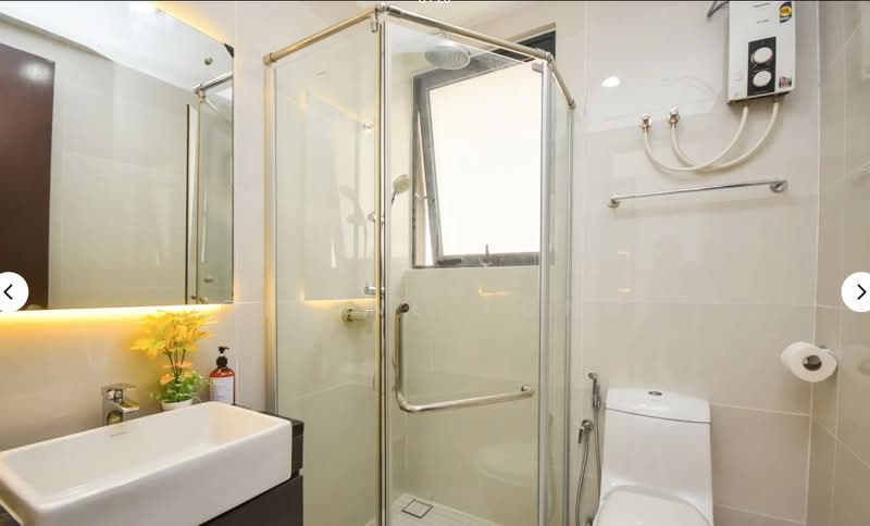 Condominium for Sale at Bay Point @ Country Garden Danga Bay - Celine Yong - Bathroom - PropertyGuru.com.my
