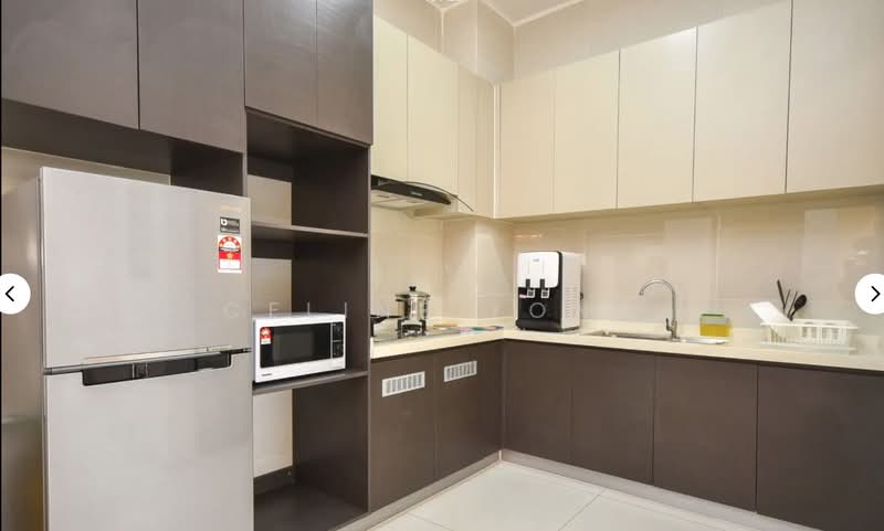 Condominium for Sale at Bay Point @ Country Garden Danga Bay - Celine Yong - Kitchen - PropertyGuru.com.my