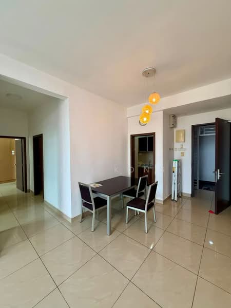 Servis Apartment untuk Disewa di D'Secret Garden (Pangsapuri Kempas Indah) - Min Kong - Dining Room - PropertyGuru.com.my