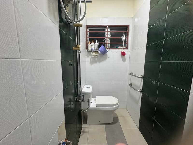 2-storey Terraced House for Sale in Taman Mesra (Shah Alam) - Masnizah Arifin - Bathroom - PropertyGuru.com.my
