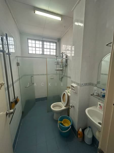 2.5-storey Terraced House for Sale in Bandar Puteri Puchong (Puchong) - Jackie Ho - Bathroom - PropertyGuru.com.my