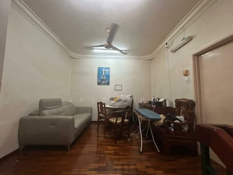 2.5-storey Terraced House for Sale in Bandar Puteri Puchong (Puchong) - Jackie Ho - Living Room - PropertyGuru.com.my