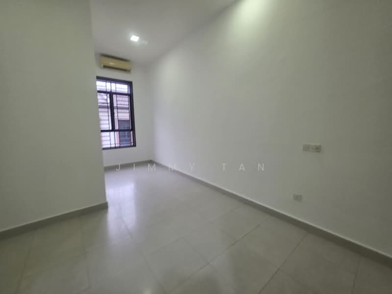 2-storey Terraced House for Sale in Bandar Seri Coalfields (Sungai Buloh) - Jimmy Tan - Interior - PropertyGuru.com.my