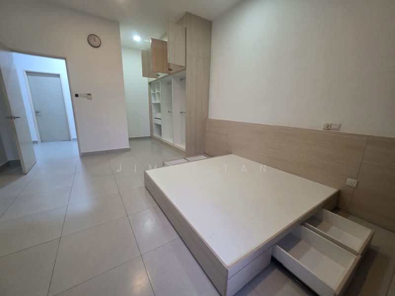 2-storey Terraced House for Sale in Bandar Seri Coalfields (Sungai Buloh) - Jimmy Tan - Bedroom - PropertyGuru.com.my