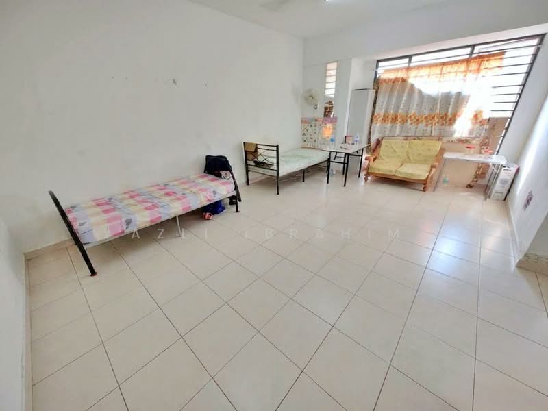 2-storey Terraced House for Sale in Taman Bangi Avenue (Bangi) - Azli Ibrahim - Interior - PropertyGuru.com.my
